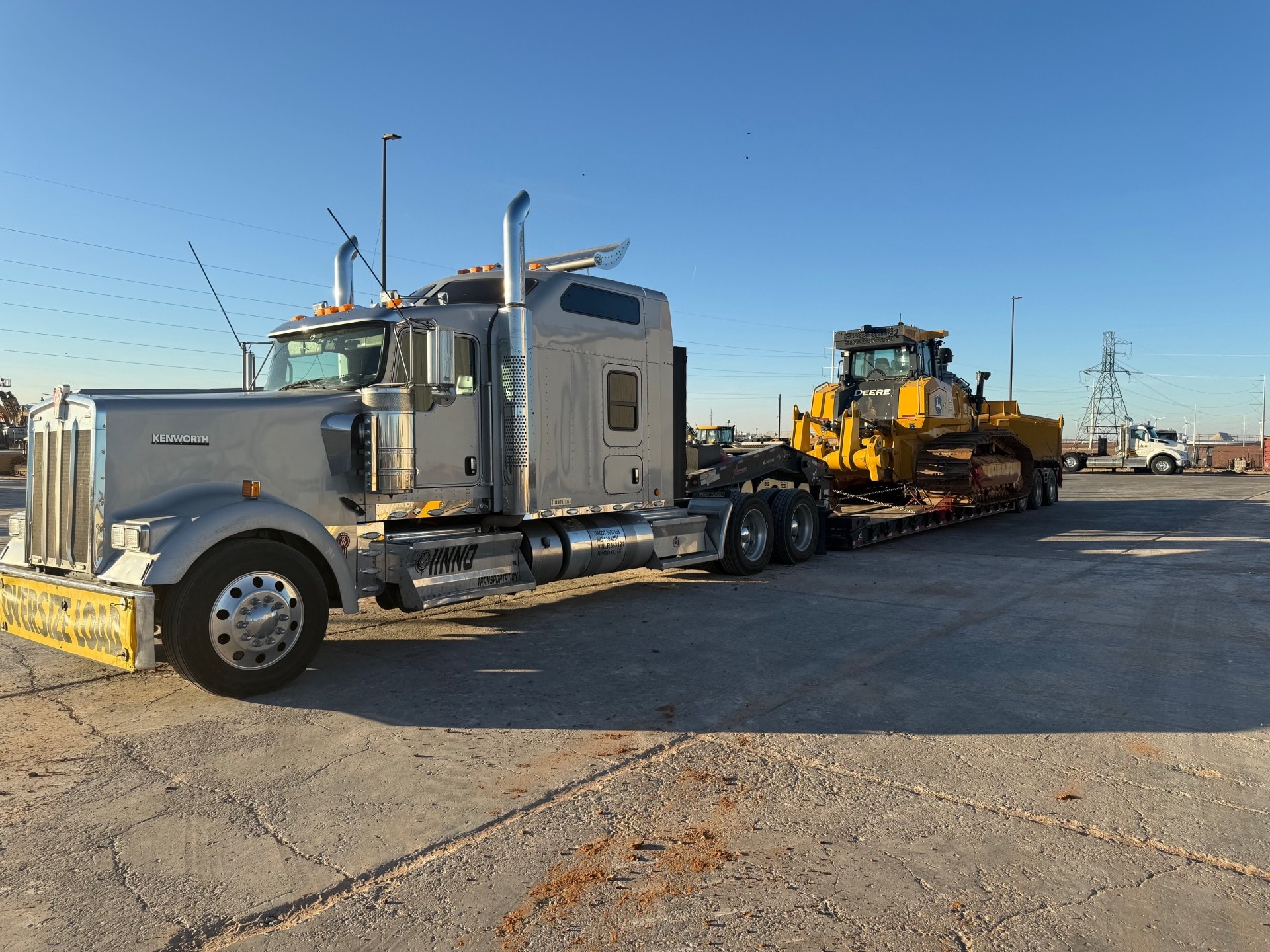 2020 Kenworth W900 — Heavy Equipment Haul